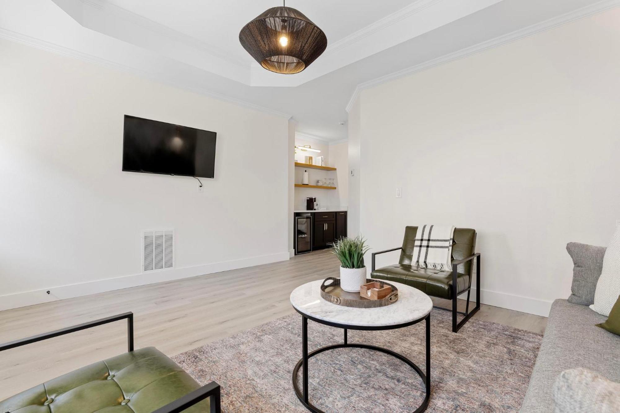 27 On Park Boutique Hotel & Venue Dahlonega Kültér fotó