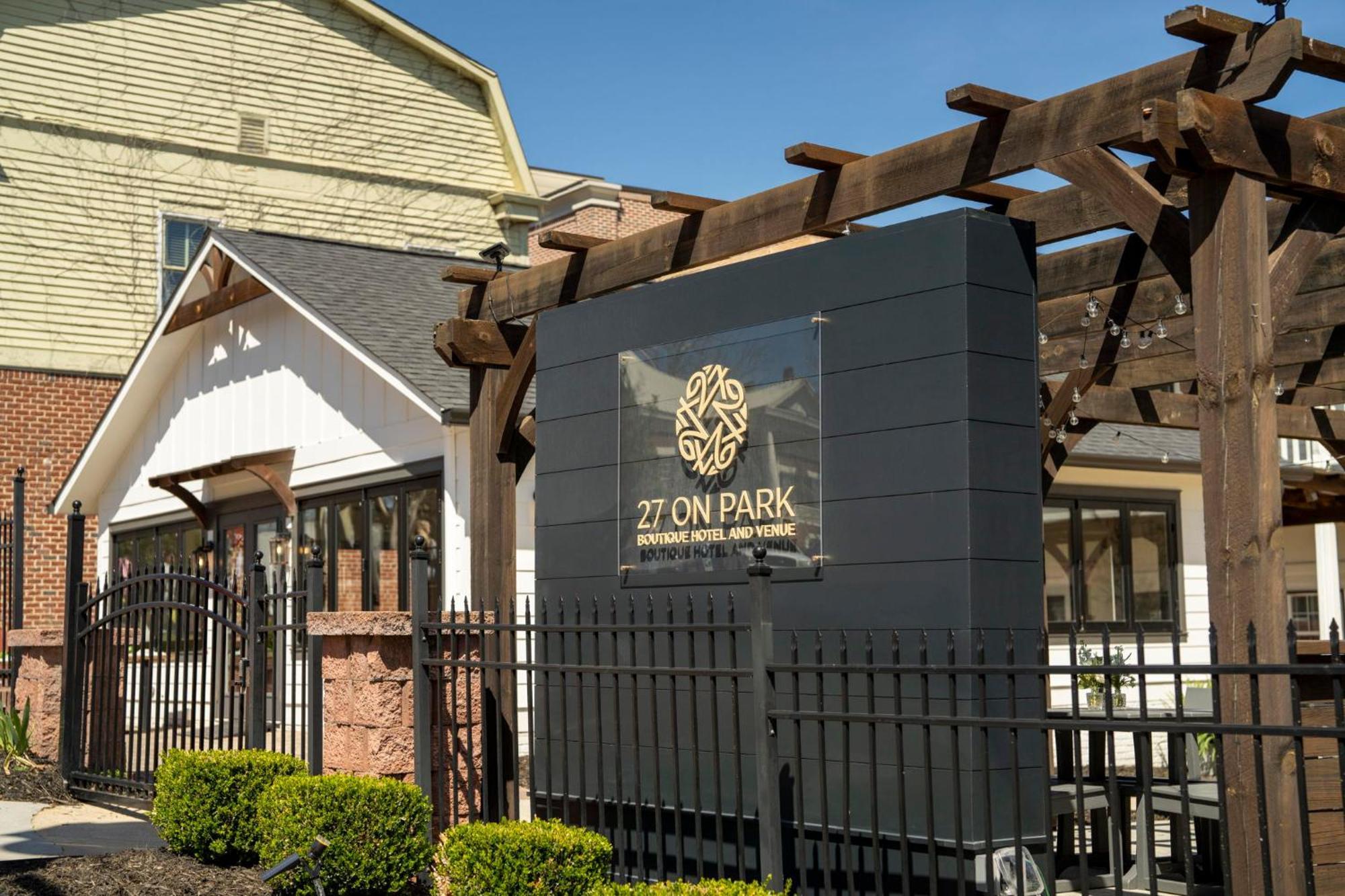 27 On Park Boutique Hotel & Venue Dahlonega Kültér fotó